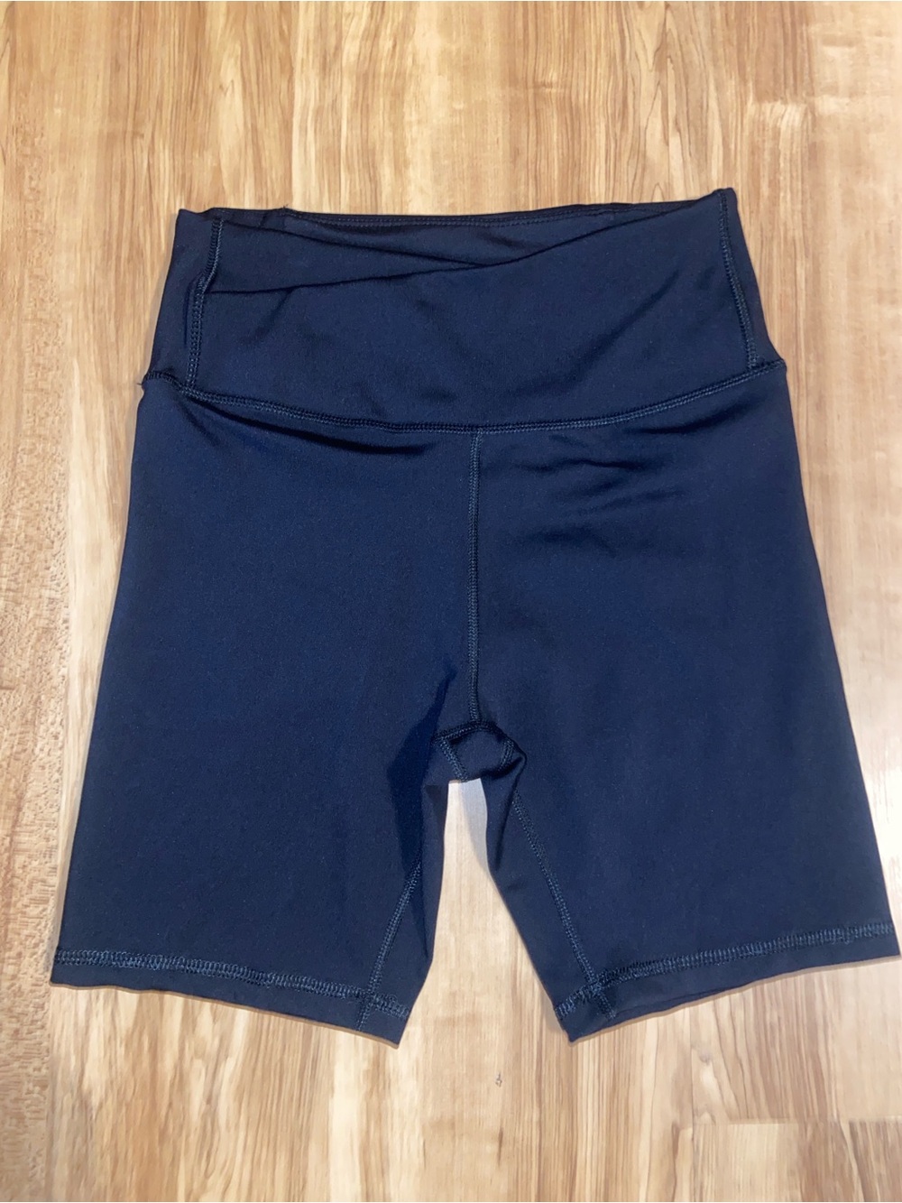 Outdoor Voices Black Crossover Waist Bike Shorts Size Small EUC